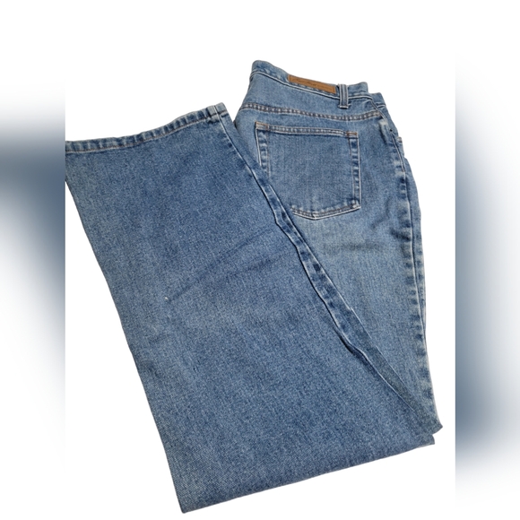 Bill Blass 5 Pocket Straigh Leg Jeans Size 12 - Picture 1 of 7